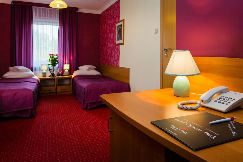 Hotel Ognisty Ptak Węgorzewo Esterno foto