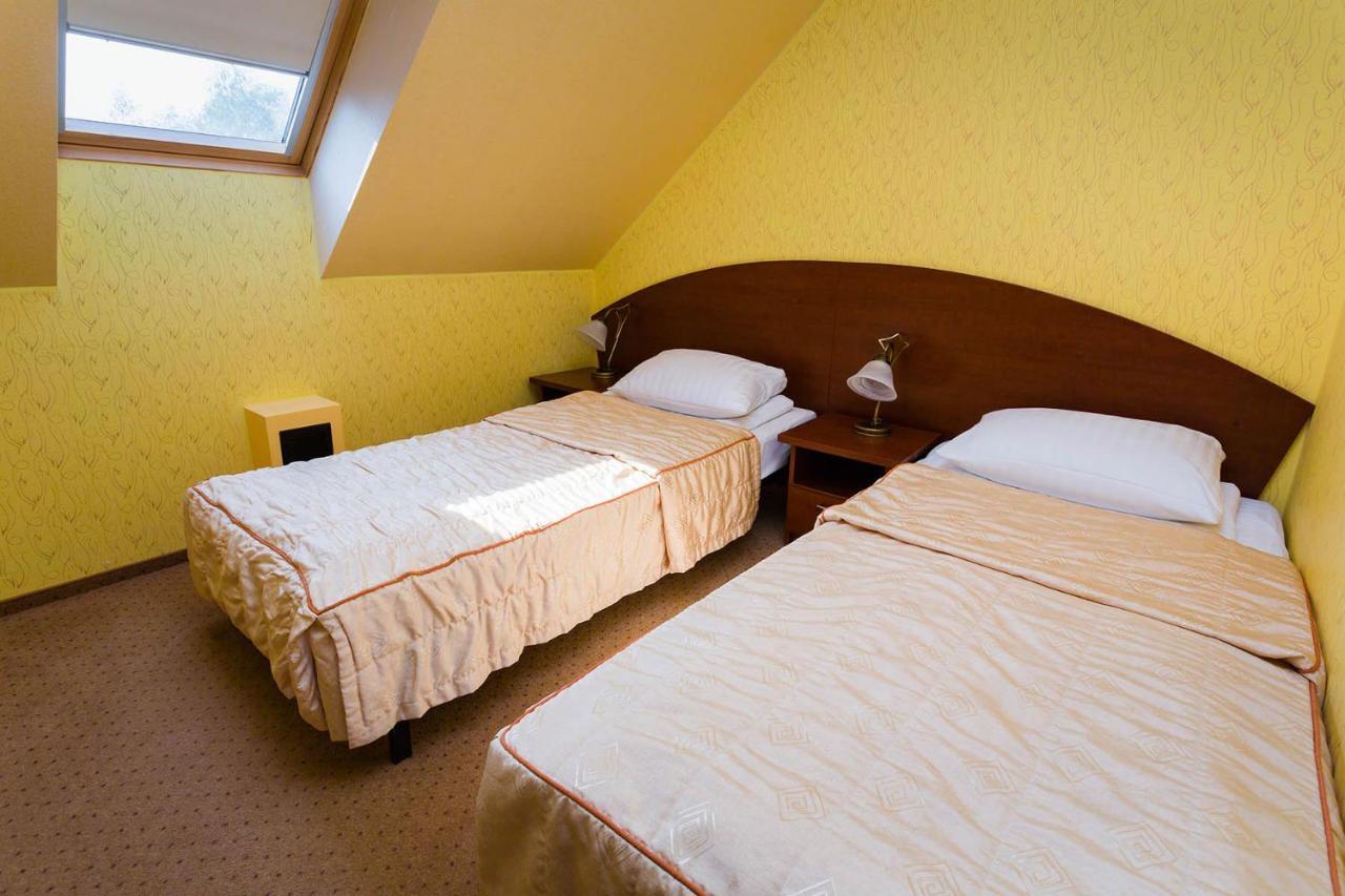 Hotel Ognisty Ptak Węgorzewo Esterno foto